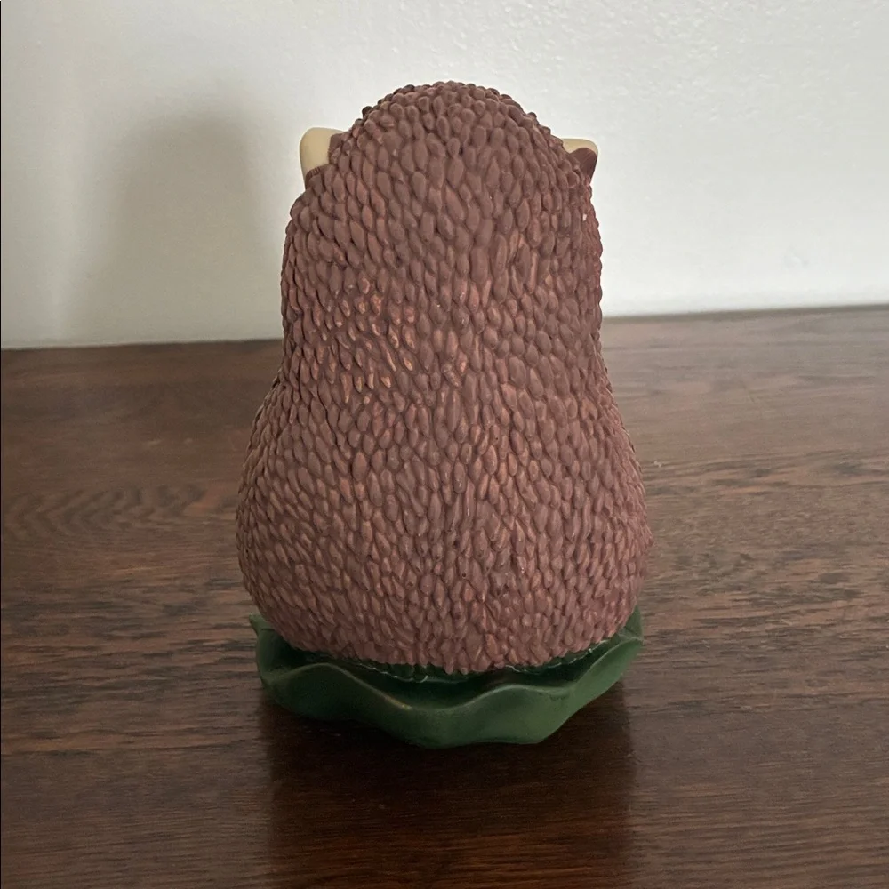 NWT- Adorable Hedgehog 🦔 Garden Figurine with Sunflower 🌻 - Picture 5 of 10